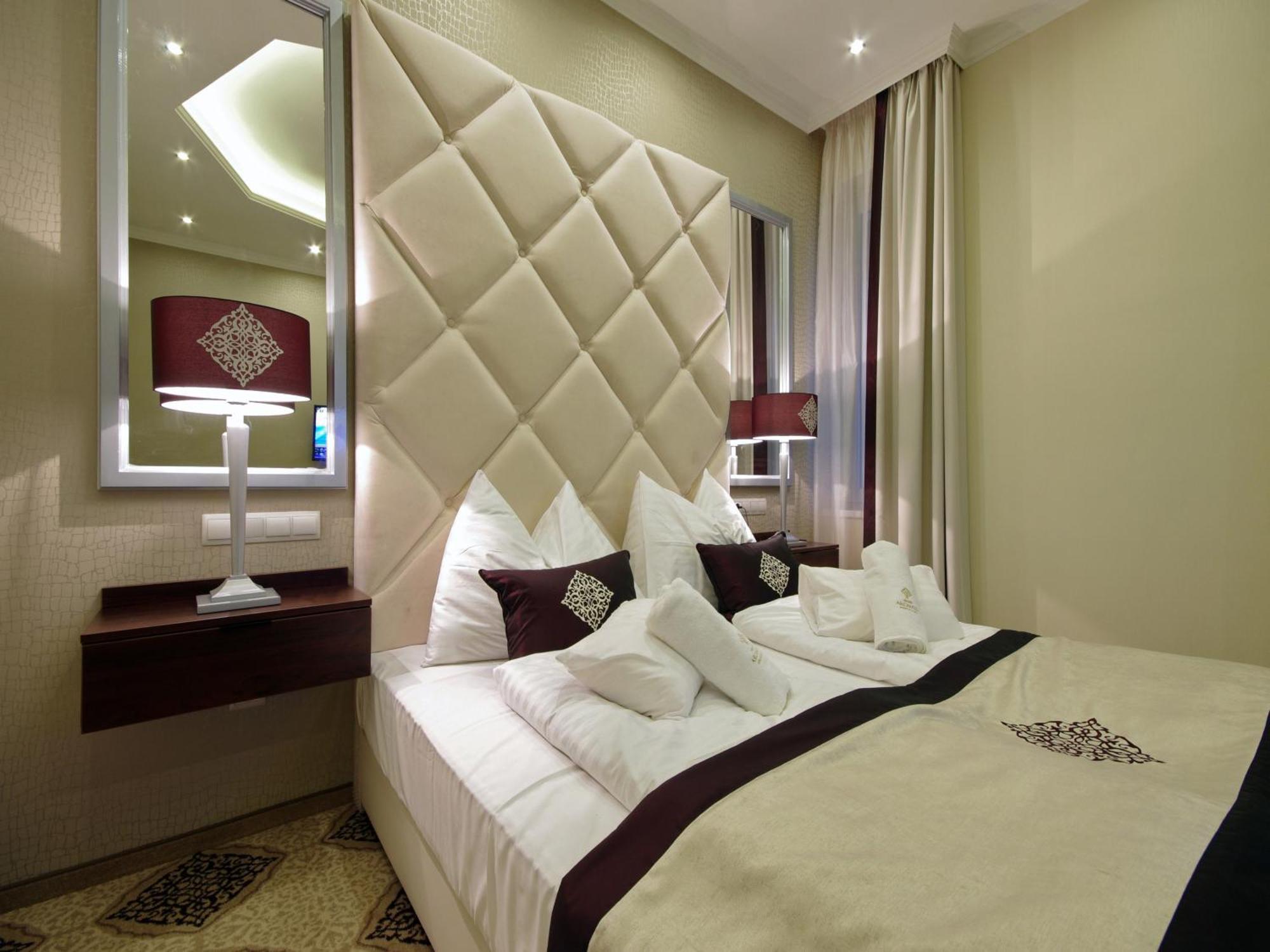 Arcanum Hotel 베케슈처버 외부 사진